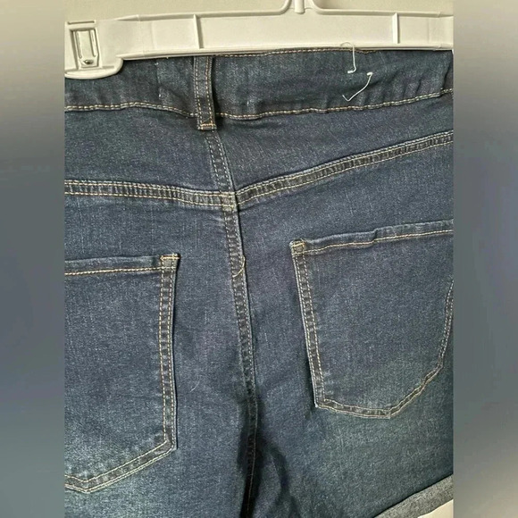 Refuge Denim | High-Waisted Dark Wash Stretchy Miami  Denim Shorts | Size 15 - Picture 4 of 9